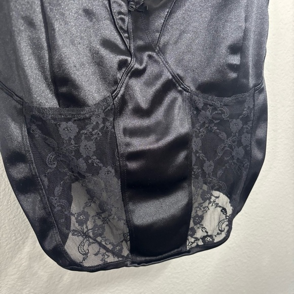 H&M Divided Black Lacy Lingerie Style Strappy Tank Sz L Floral Romantic Flirty - Picture 2 of 8